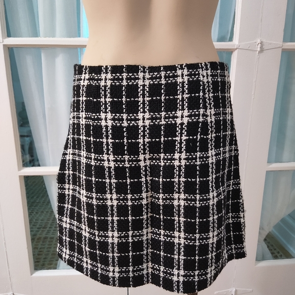 Storia Tweed Mini Skirt Size Medium - Picture 3 of 4